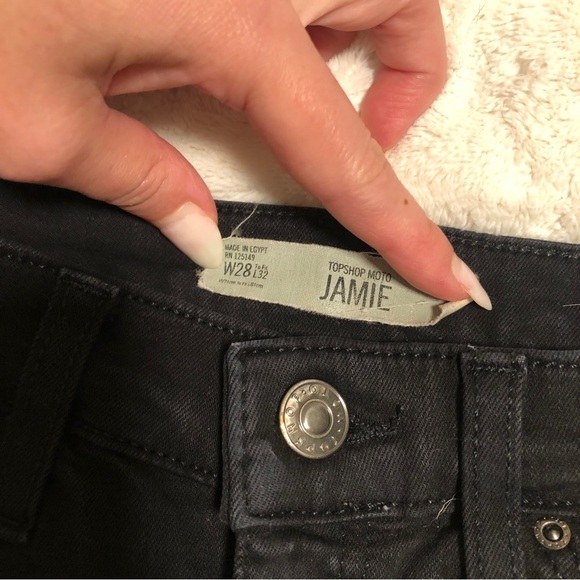 TopShop Jamie Moto Jeans, ripped knees | Black | 28 Waist - Picture 4 of 6